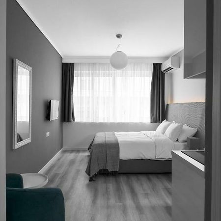 M&F Luxury Suites M Suite Thessaloníki Exteriör bild