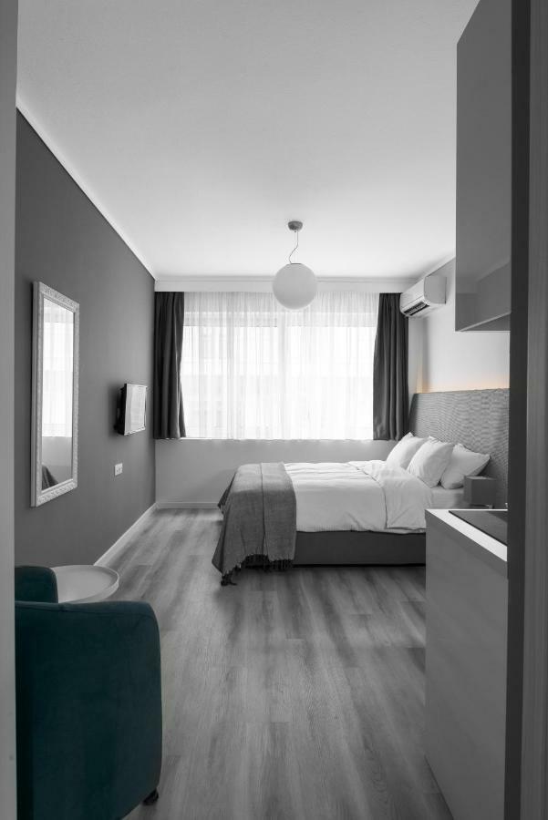 M&F Luxury Suites M Suite Thessaloníki Exteriör bild